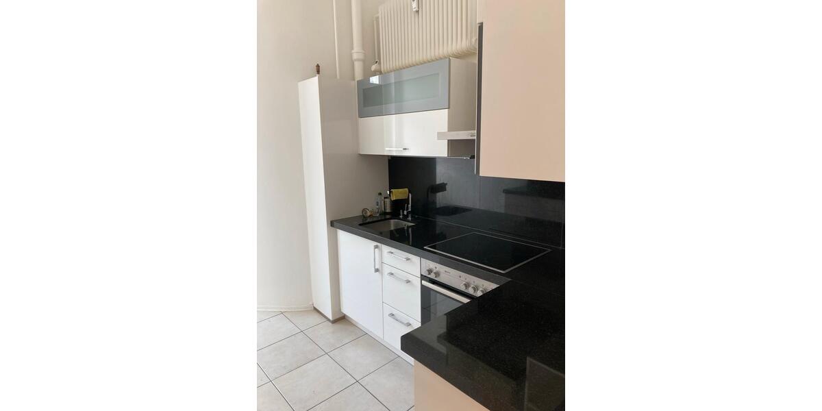 Dachgeschoßwohnung Berlin Steglitz-Zehlendorf - 3 Zimmer, 111 m&sup2;, 1.850&euro; | Angebot:25857719