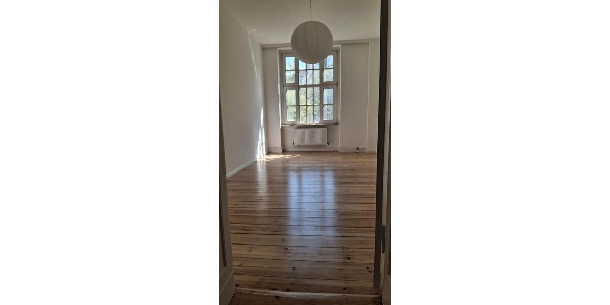 Etagenwohnung Berlin Charlottenburg-Wilmersdorf - 3 Zimmer, 90 m&sup2;, 2.100&euro; | Angebot:26223892