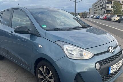 Hyundai i10 37.000 km 7.690 € Berlin 13587