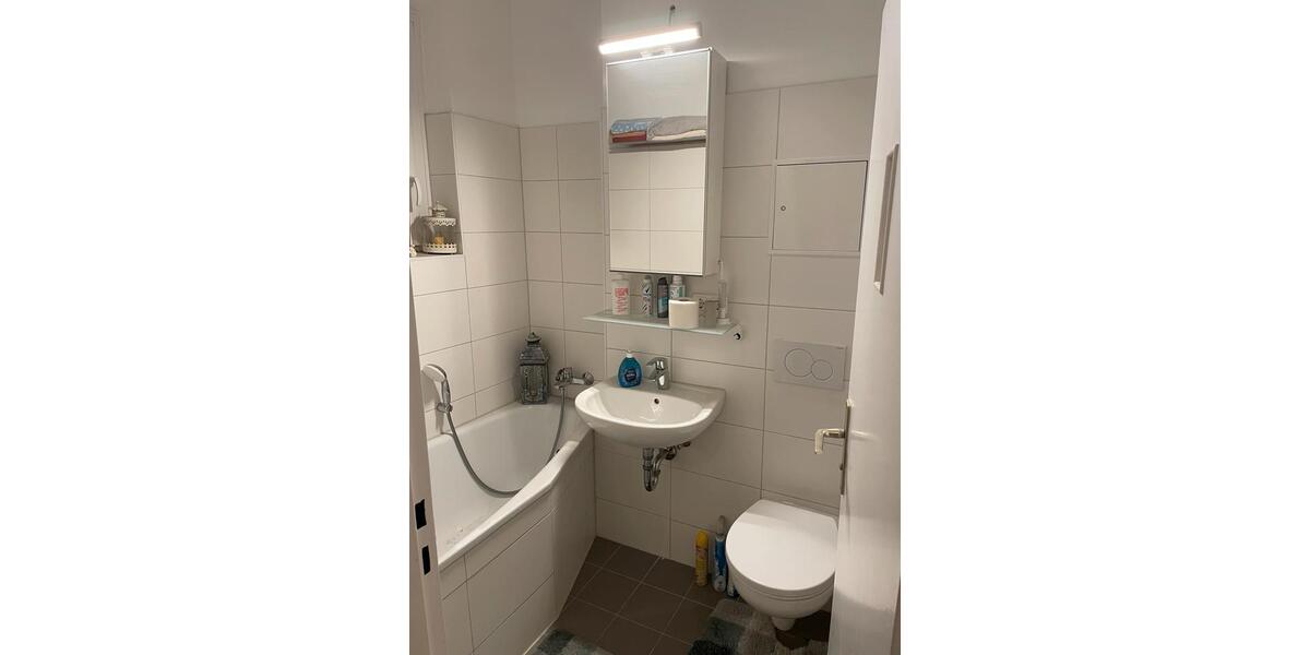 Mobilierte 2 Zimmer Wohnung in Charlottenburg m Balkon+Badewanne 2 zimmer