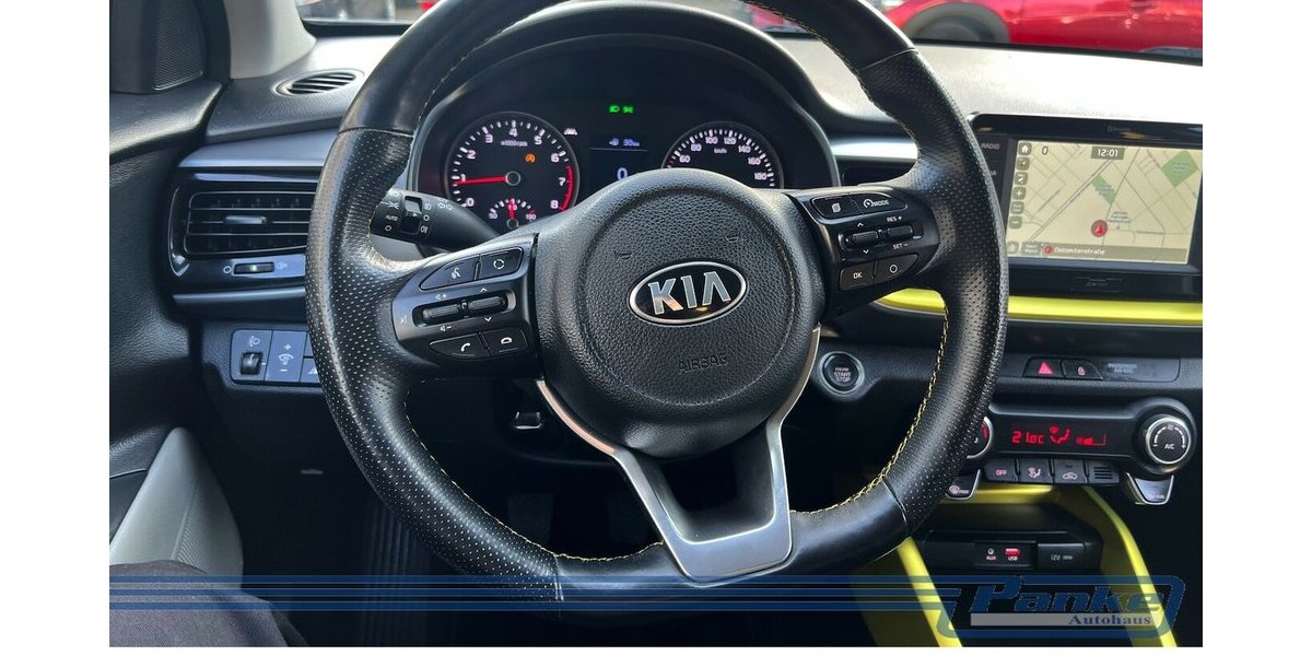 Kia Stonic Spirit 1.0*NAV*SHZ*RFK*BT*TotW*LED* 75.000 km 11.890 &euro; Berlin 13187