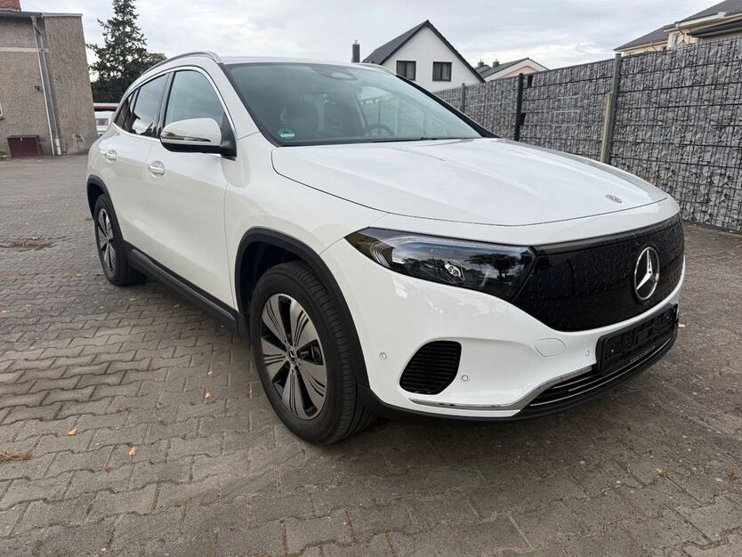 Mercedes-Benz EQA 8.000 km 34.900 € Oranienburg bei Berlin 16515