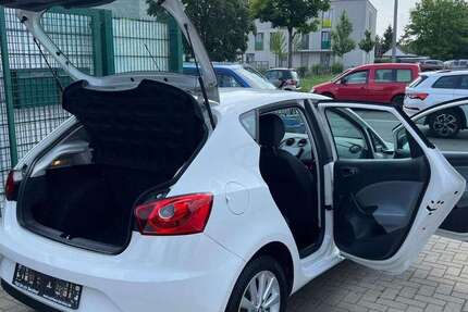 Seat Ibiza 101.000 km 4.790 € Berlin 13086