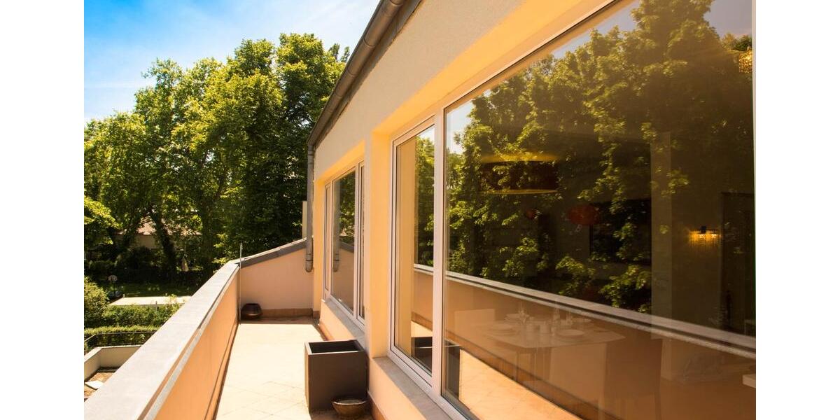 Dachgeschoßwohnung Berlin Charlottenburg-Wilmersdorf - 3 Zimmer, 140 m&sup2;, 2.000&euro; | Angebot:26589315