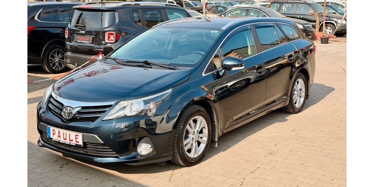 Toyota Avensis 118.000 km 9.999 &euro; Königs Wusterhausen 15711
