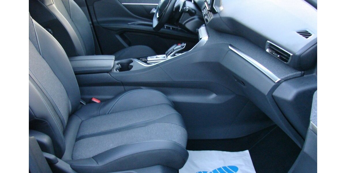 Peugeot 5008 1.2 PureTech 130, 7-Sitzer 2WD LED 360° 54.980 km 24.980 &euro; Falkensee 14612