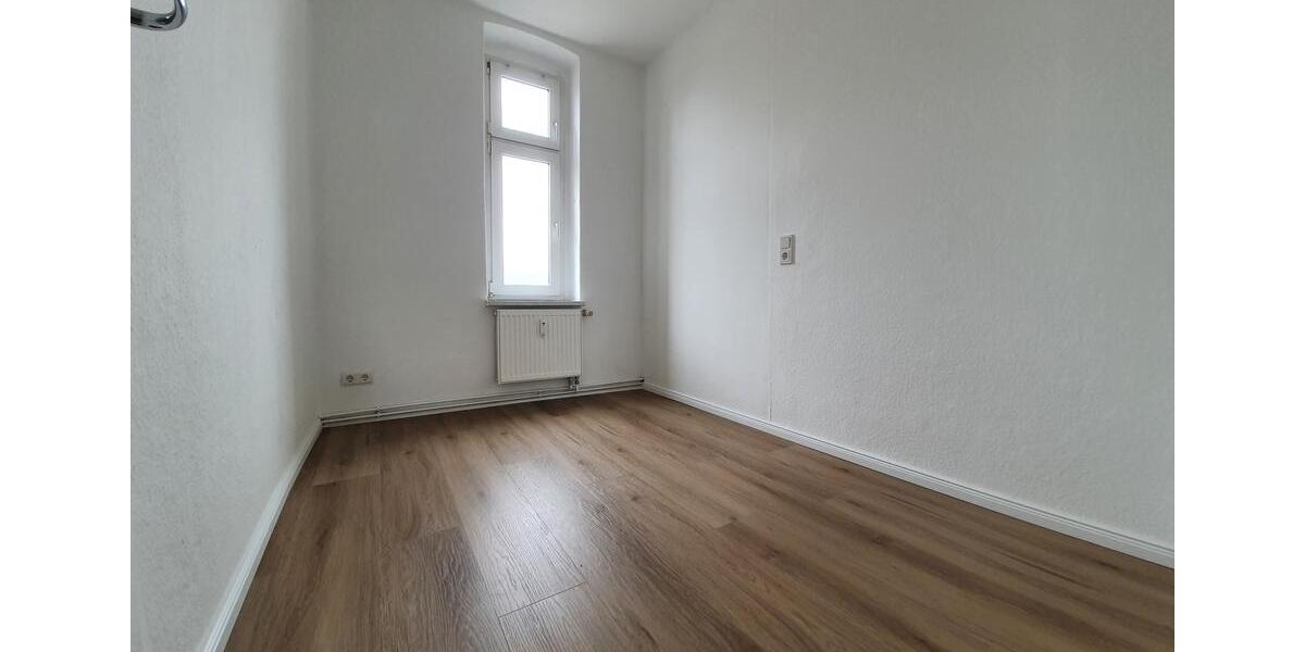 Etagenwohnung Velten - 2.5 Zimmer, 81 m&sup2;, 1.025&euro; | Angebot:26003509