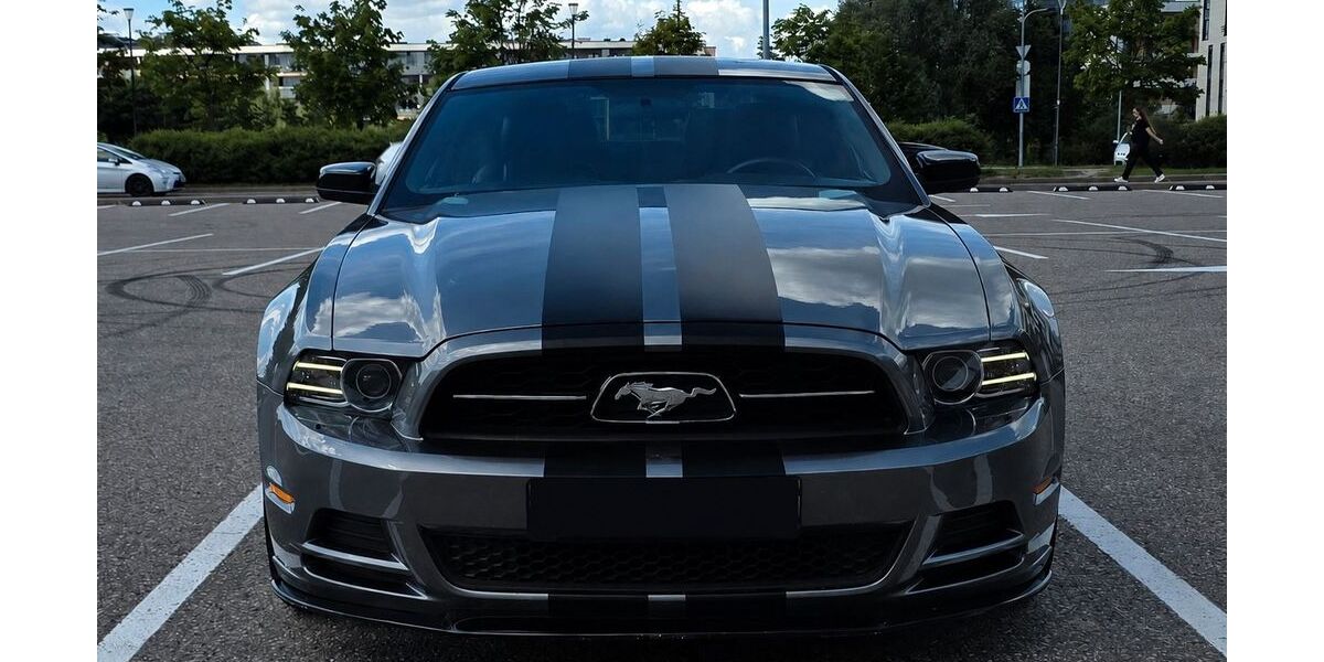 Ford Mustang 120.000 km 15.500 &euro; Berlin 12685