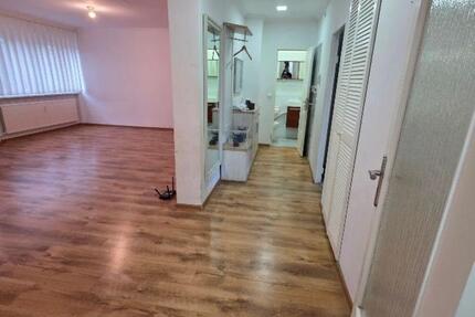 4-Zimmer-Wohnung in Reinickendorf Kurt Schumacher Platz 4 zimmer