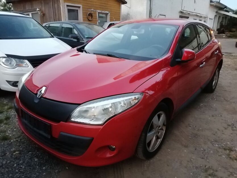 Renault Megane 190.000 km 2.390 € Schönefeld OT-Waltersdorf 12529