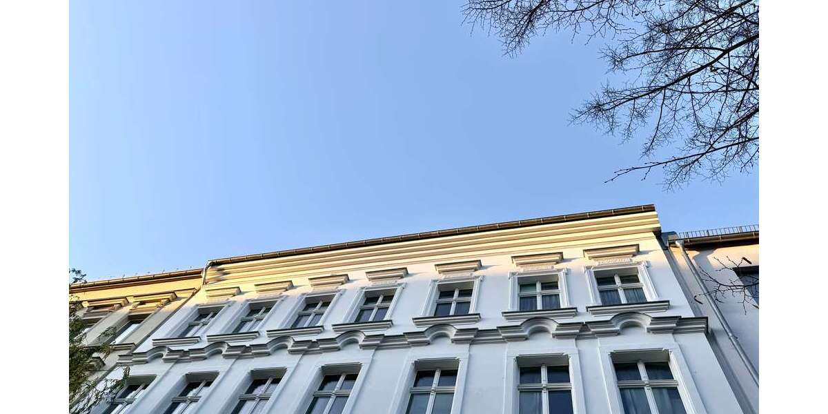 Etagenwohnung Berlin - 2 Zimmer, 61 m&sup2;, 1.239&euro; | Angebot:27056839