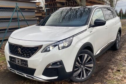 Peugeot 5008 145.710 km 15.700 &euro; mittenwalde 15749