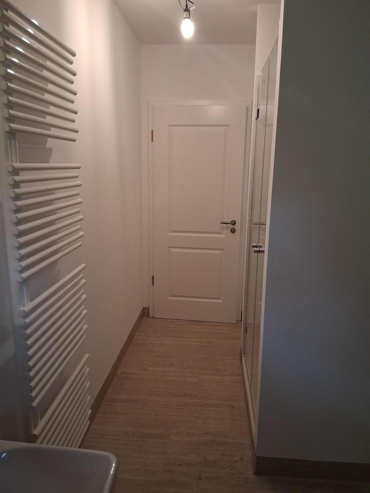 Schöne neu errichtete 3 bis 4 Zimmer-Dachgeschosswohnung mit geh. Innenausstattung und Dachterrasse zimmer