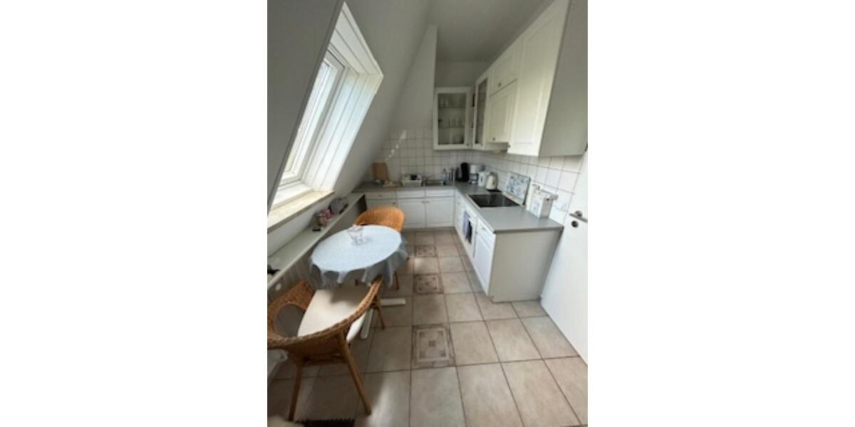 Dachgeschoßwohnung Berlin Neukölln - 2 Zimmer, 60 m&sup2;, 1.100&euro; | Angebot:25886952