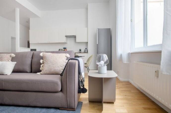 Etagenwohnung Berlin Schöneberg - 5 Zimmer, 140 m&sup2;, 2.280&euro; | Angebot:26196253