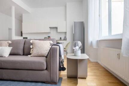 Wohnung Berlin Schöneberg - 5 Zimmer, 140 m&sup2;, 2.310&euro; | Angebot:26196253