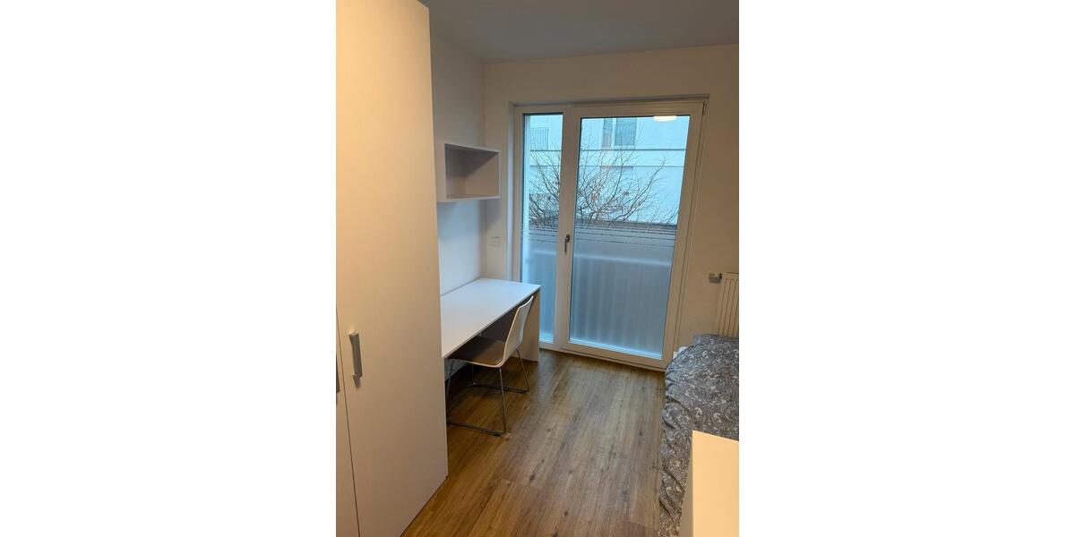Etagenwohnung Potsdam Babelsberg - 1 Zimmer, 15 m&sup2;, 610&euro; | Angebot:25021641