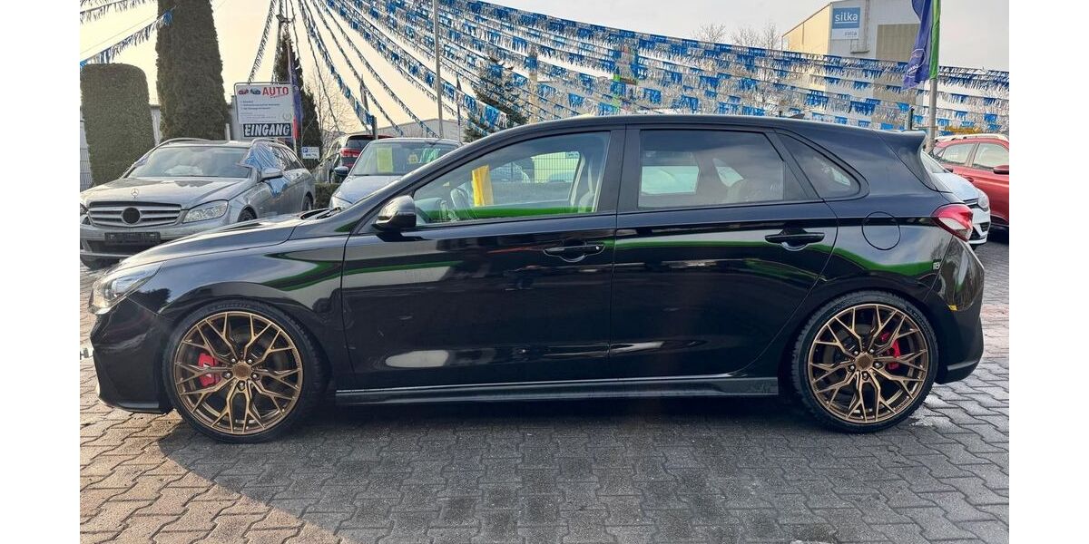 Hyundai i30 123.802 km 19.990 &euro; Königs Wusterhausen - OT Niederlehme 15713