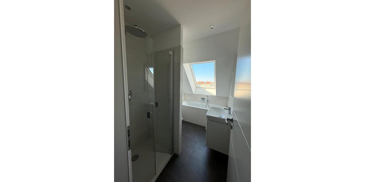 Dachgeschoßwohnung Berlin Rummelsburg - 2 Zimmer, 60 m&sup2;, 1.600&euro; | Angebot:26420895
