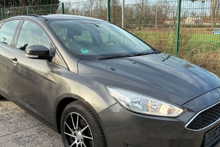 Ford Focus 112.000 km 4.995 &euro; Berlin 12524