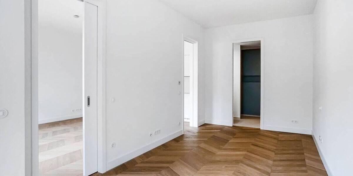 Etagenwohnung Berlin Mitte - 2 Zimmer, 57 m&sup2;, 2.150&euro; | Angebot:26557906