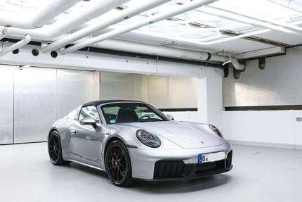 Porsche 992 3.000 km 198.900 € Berlin 10625