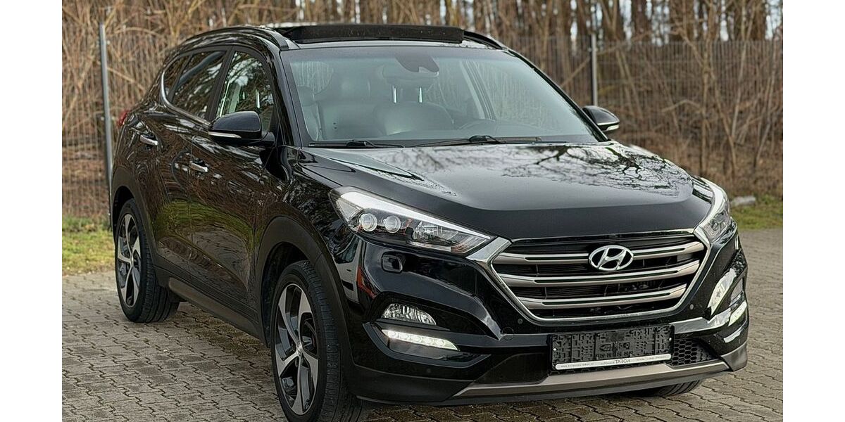 Hyundai TUCSON 168.000 km 14.200 &euro; Wildau 15745