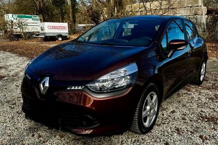 Renault Clio 113.123 km 5.800 &euro; Berlin 14167