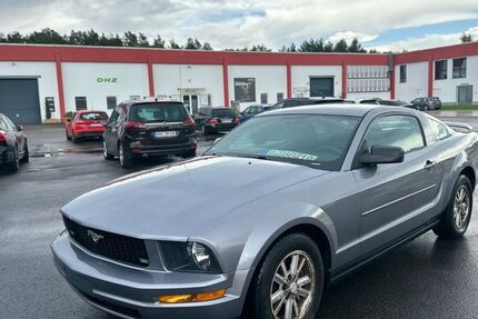 Ford Mustang 104.000 km 6.900 &euro; Velten 16727