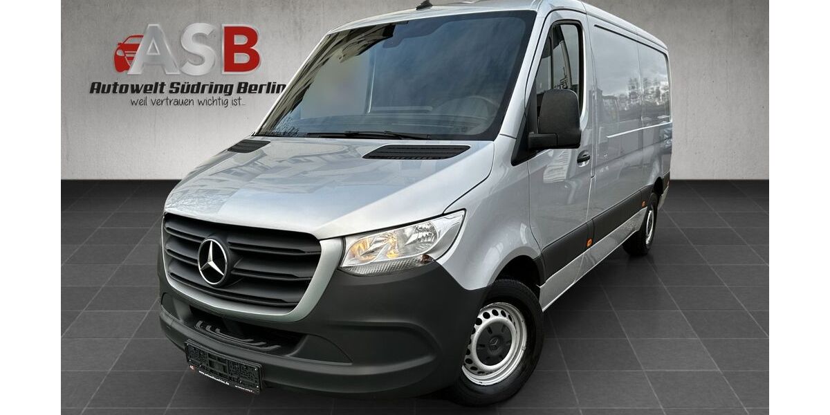 Mercedes-Benz Sprinter 125.650 km 22.999 &euro; Berlin 12055