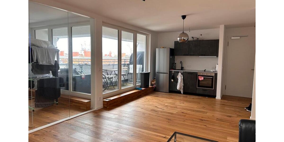 Dachgeschoßwohnung Berlin Mitte - 5 Zimmer, 118 m&sup2;, 2.399&euro; | Angebot:26073266