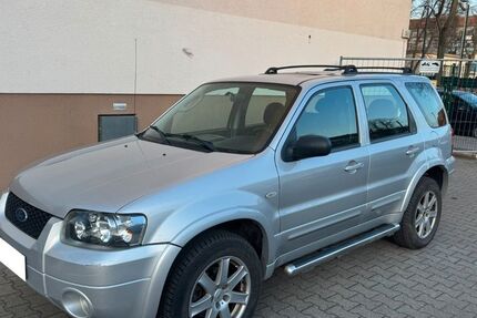 Ford Maverick 190.000 km 1.999 &euro; Berlin 12045