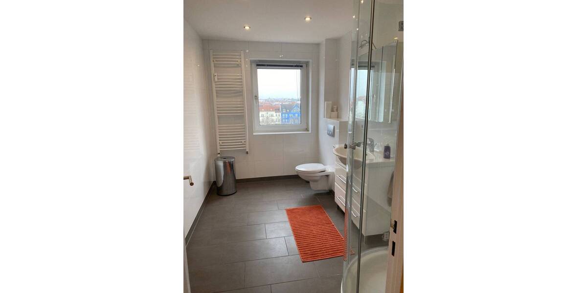 Nähe Adenauerplatz-U7 Top City-Wohnung mit Lift und 2 Balkone (möbliert) 2 zimmer