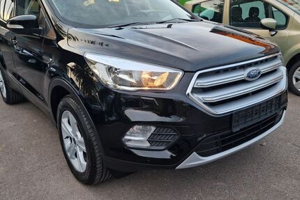 Ford Kuga 133.412 km 10.700 &euro; Berlin 13055