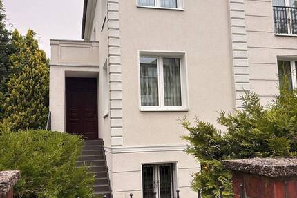 Haus Berlin Lankwitz - 8 Zimmer, 220 m&sup2;, 1.500.000&euro; | Angebot:25676036