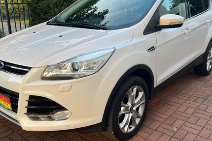 Ford Kuga 170.000 km 9.900 &euro; Falkensee/Spandau 14612