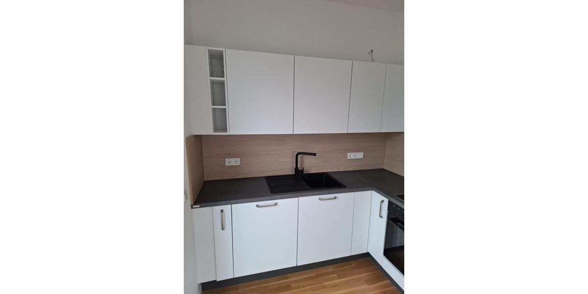 Etagenwohnung Berlin Treptow-Köpenick - 2 Zimmer, 82 m&sup2;, 1.480&euro; | Angebot:27717957