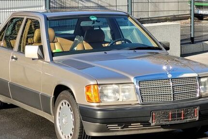 Mercedes-Benz 190 270.199 km 10.900 € Berlin 10787