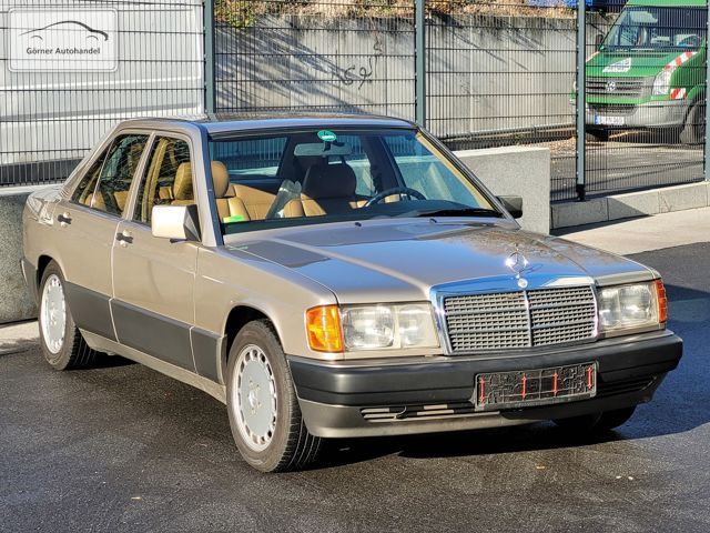 Mercedes-Benz 190 270.199 km 10.900 € Berlin 10787