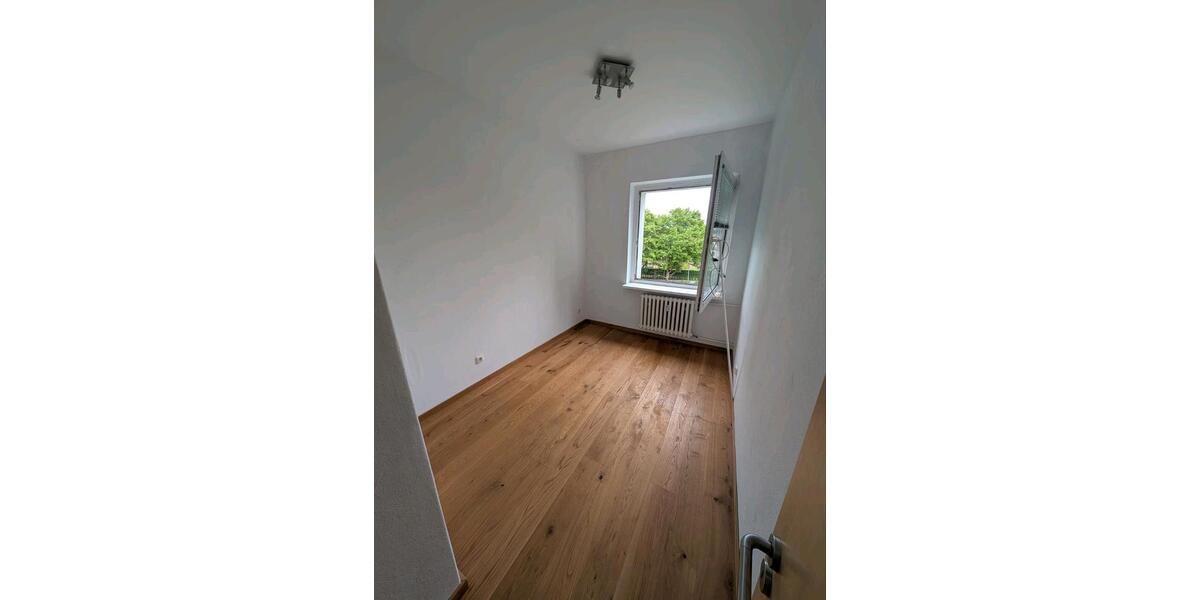 Dachgeschoßwohnung Berlin Lankwitz - 2 Zimmer, 47 m&sup2;, 239.000&euro; | Angebot:26558094