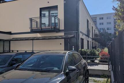 Garagen / Stellplätze Berlin Treptow-Köpenick - 150&euro; | Angebot:26312479