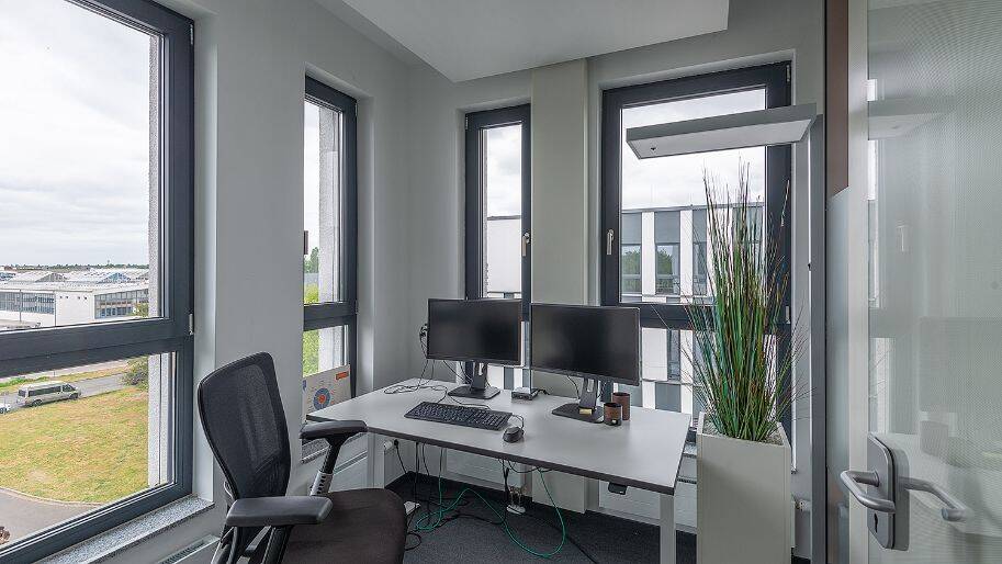 Gewerbeobjekt Berlin Adlershof - 300&euro; | Angebot:26150644