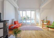 Lichtdurchflutete, ruhige 3 Zimmer DG-Whg mit 2 Terrassen in begehrtem Wilmersdorfer Kiez