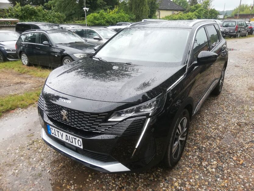 Peugeot 5008 2.350 km 32.970 € Berlin - Französische Buchholz 13127
