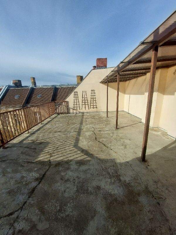 Charmantes Dachgeschoß mit Terrasse gesucht? 3 zimmer