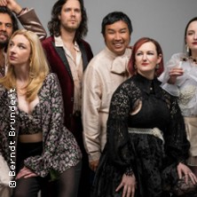 The Cast - Viva!