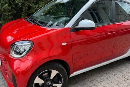 Smart ForFour 43.877 km 8.450 &euro; Berlin 13407