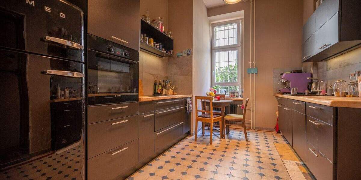 Etagenwohnung Berlin Halensee - 2 Zimmer, 62 m&sup2;, 240.000&euro; | Angebot:25700939