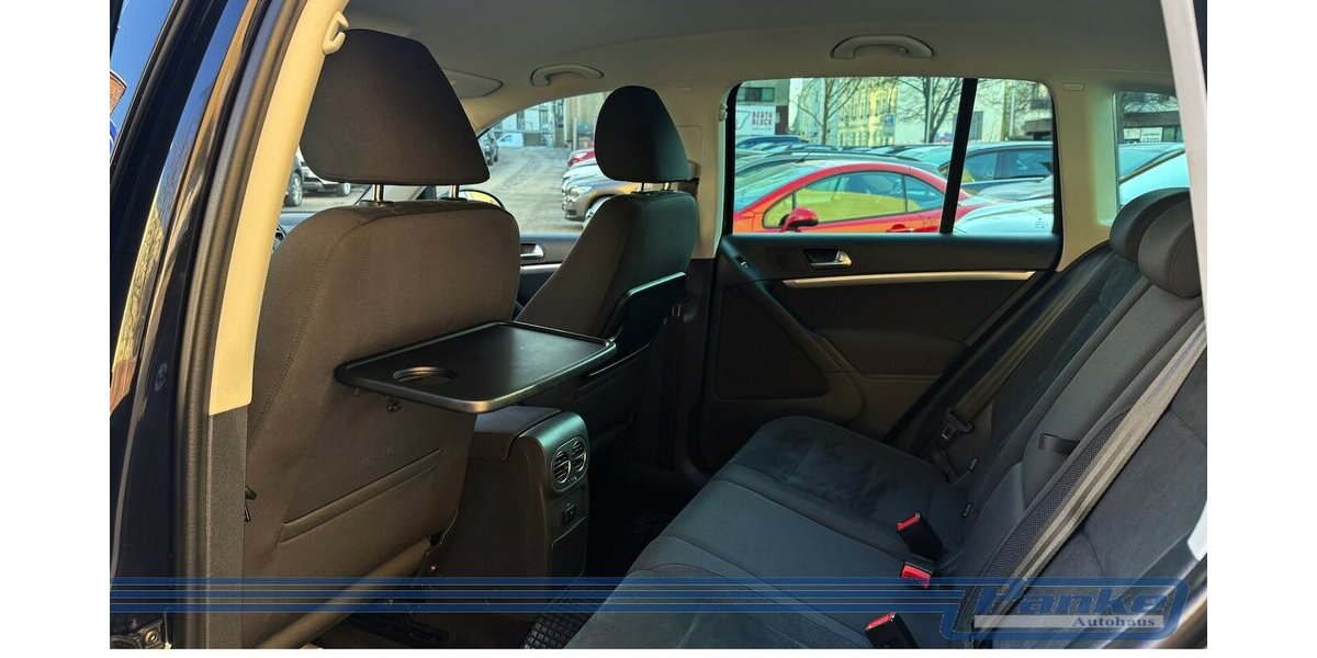 VW Tiguan Sport*AHK*R-Cam*Alca*WR+SR**Tempo*Ambiete 213.970 km 10.980 &euro; Berlin 13187