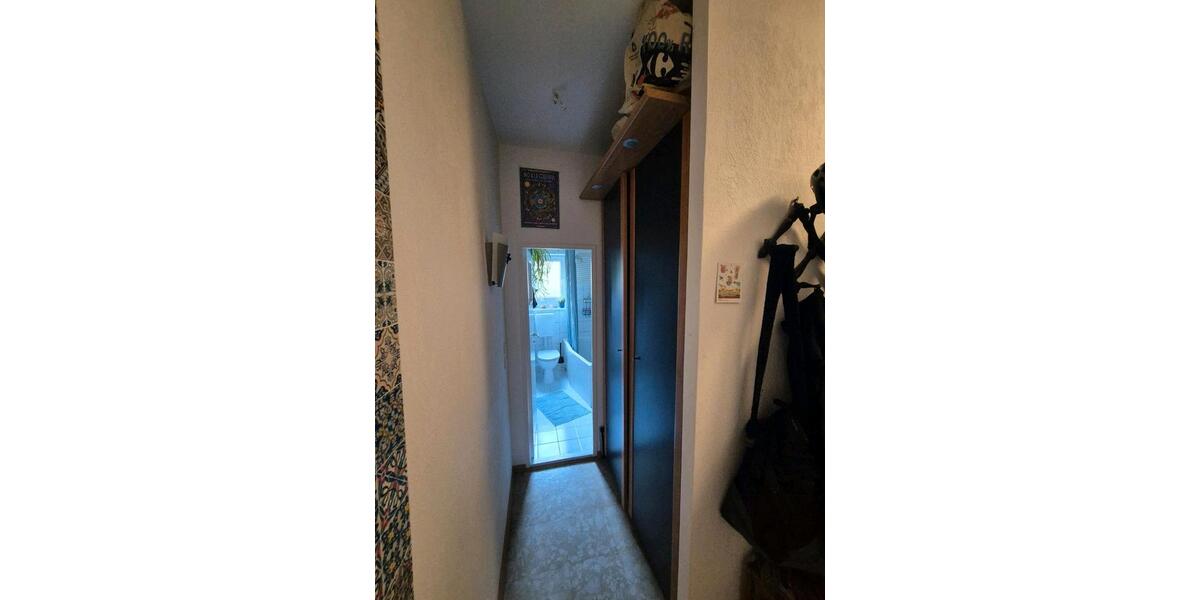 Etagenwohnung Berlin Tempelhof-Schöneberg - 1 Zimmer, 37 m&sup2;, 380&euro; | Angebot:25547205